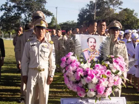 พิธีน้อมรำลึกเนื่องในวันคล้ายวันสวรรคตพระบาทสมเด็จพระจุลจอมเกล้า