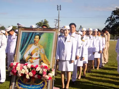 พิธีน้อมรำลึกเนื่องในวันคล้ายวันสวรรคตพระบาทสมเด็จพระจุลจอมเกล้า